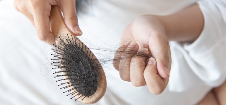 Caída del cabello tras el cepillado