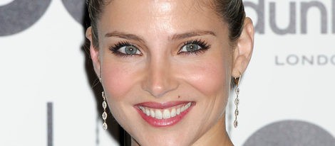 Elsa Pataky tiene las cejas rectas