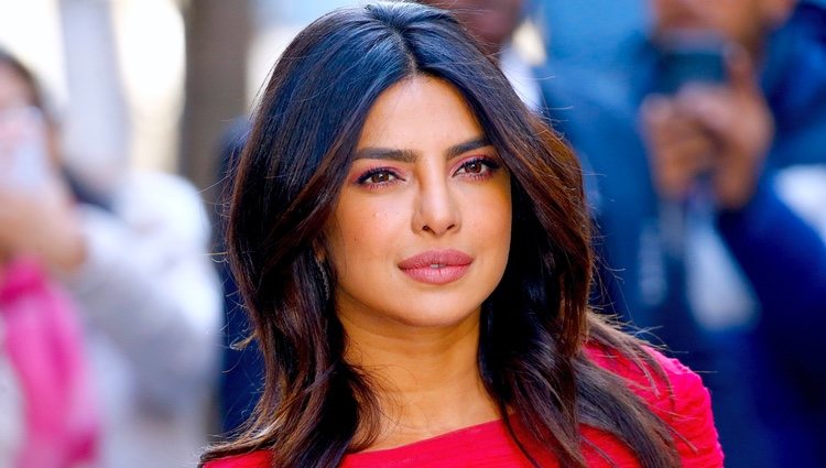 Priyanka Chopra muy deslumbrante