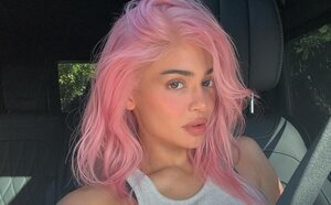 El regreso de la era 'King Kylie' de Kylie Jenner y sus pelucas vaticina el regreso de las tendencias de 2014 en 2024