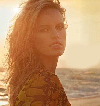 'Karolina', la nueva fragancia de Karolina Kurkova para la Navidad 2014