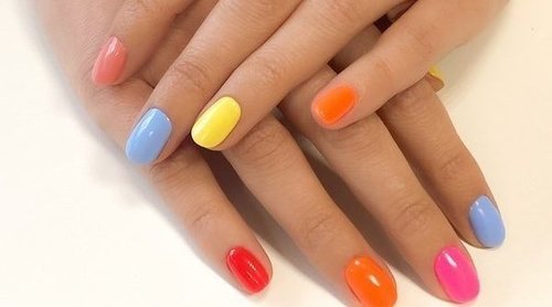 Acércate al verano y a los destinos más especiales con los colores de los esmaltes de Katai Gelfix