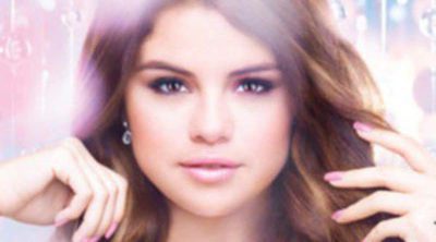 Selena Gomez presenta su colección de esmaltes de uñas en colaboración con Nicole by OPI