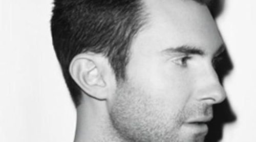 Adam Levine lanza su primera fragancia para hombre y mujer