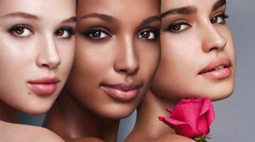 Lancôme presenta 'DreamTone', una nueva gama de correctores para rostro, escote y manos