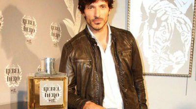 Andrés Velencoso, nuevo embajador del perfume 'Rebel Hero' de Mango