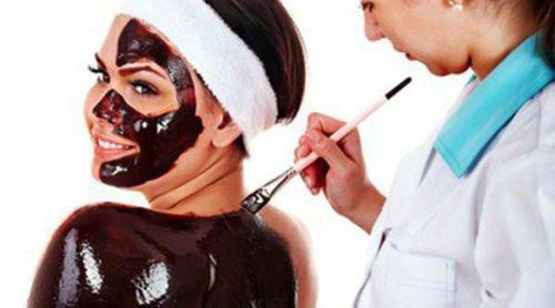 Envoltura de chocolate: relax y salud corporal en uno