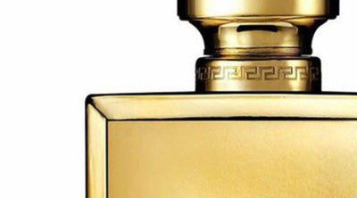 Versace lanza la versión femenina de su fragancia 'Oud Oriental'