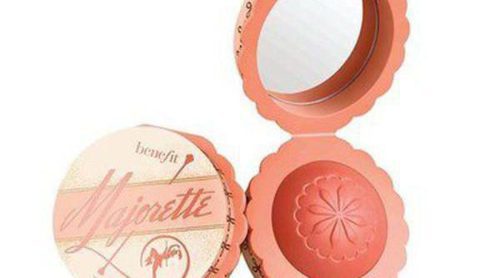 'Majorette', el nuevo colorete de Benefit en un dulce tono melocotón