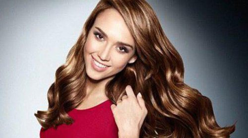 Jessica Alba protagoniza la nueva campaña de Navidad de Braun