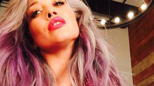 Hilary Duff vuelve a sorprender tiñendo su melena de color rosa