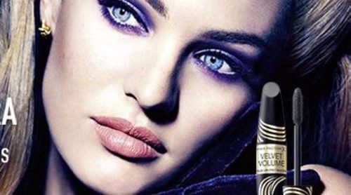 Candice Swanepoel y su mirada de escándalo con Max Factor