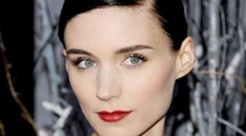 La belleza de Rooney Mara, elegancia gótica