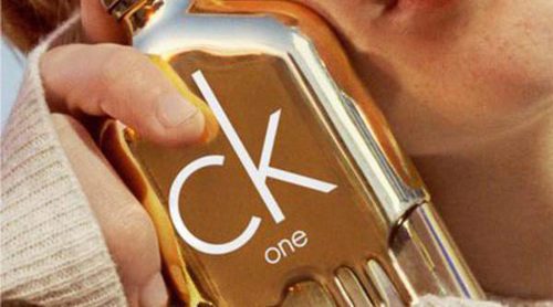 Calvin Klein lanza 'CK One Gold': 