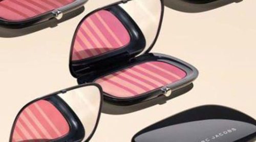 Marc Jacobs lanza su nueva gama de coloretes 'Air Blush Soft Glow Duo' para Sephora