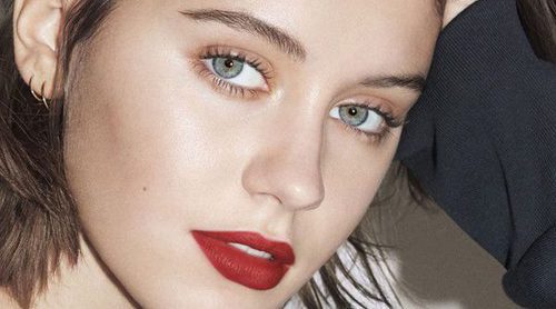 Iris Law se convierte en el nuevo rostro de Burberry