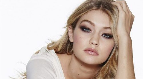 Gigi Hadid se convierte en ángel para 'Push Up angel' de Maybelline New York