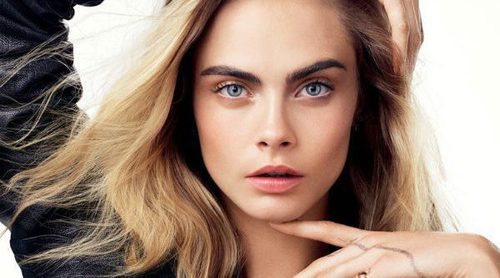 Dior presenta de la mano de Cara Delevigne su nueva gama 'Capture Youth' con polémica incluida