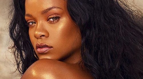 Rihanna sorprende a todos lanzando una línea de iluminadores corporales para Fenty Beauty