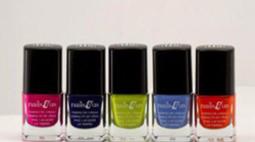 Nails 4'Us lanza 'Piedras Mágicas' la nueva colección de esmaltes de colores de la suerte