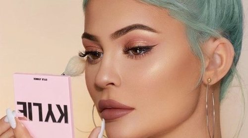 Kylie Jenner relanza los coloretes, bronceadores e iluminadores de Kylie Cosmetics con un nuevo packaging