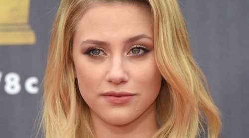 Lili Reinhart se convierte en embajadora de Covergirl