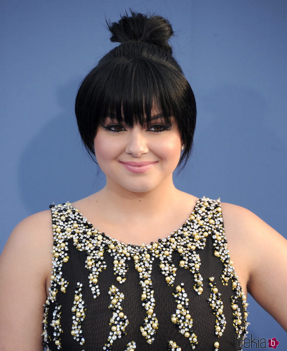 Ariel Winter con un tupido flequillo