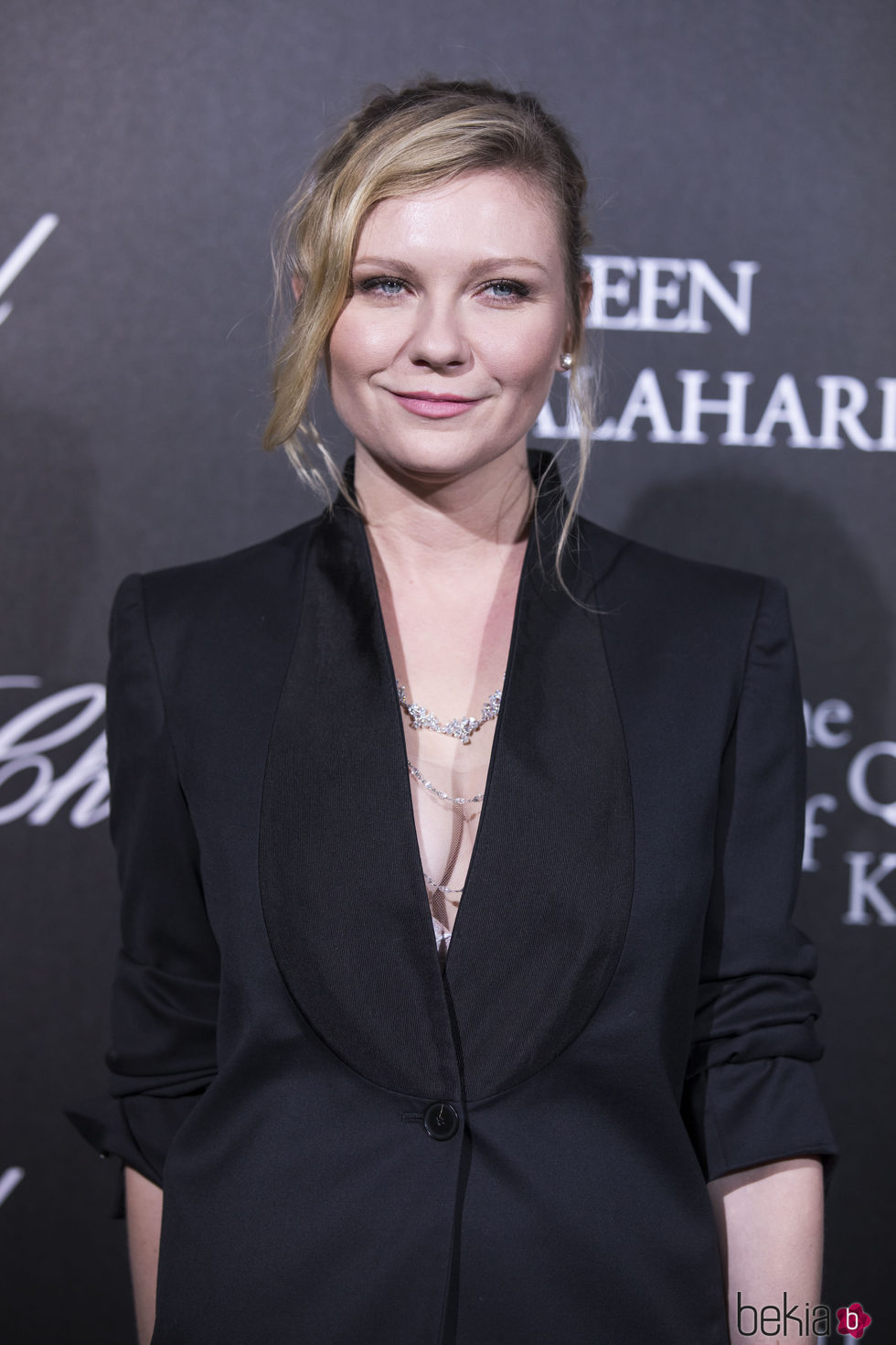 Kirsten Dunst con un flequillo ladeado