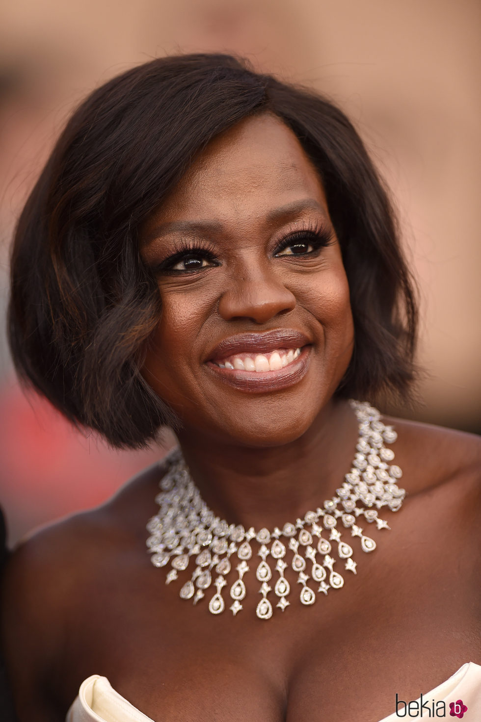 Viola Davis radiante con una melena bob