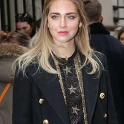 Chiara Ferragni con semirecogido