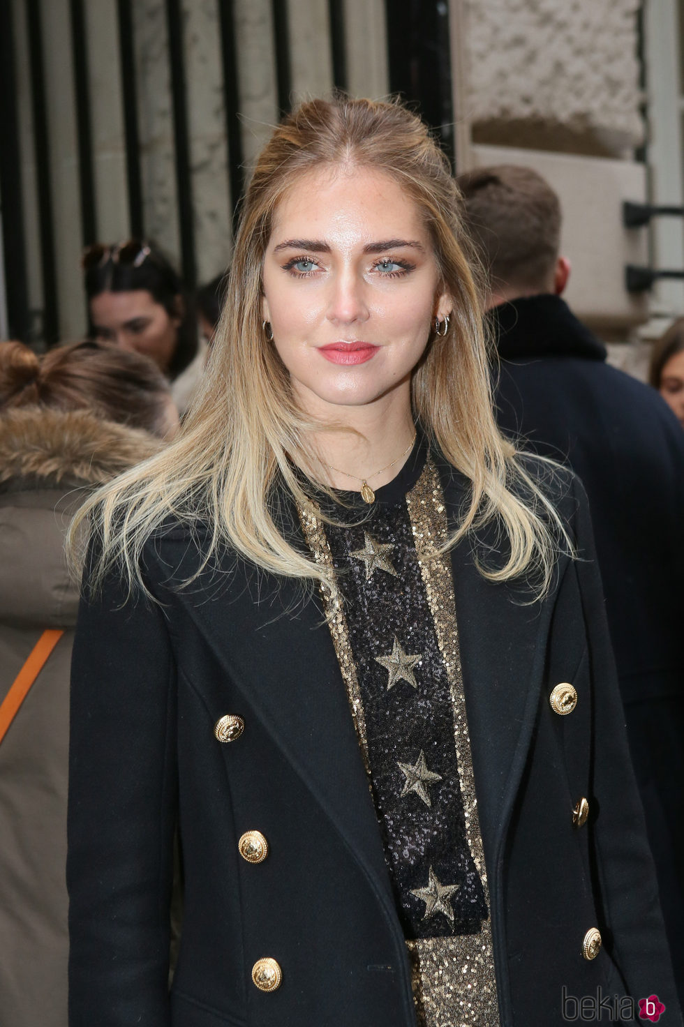 Chiara Ferragni con semirecogido