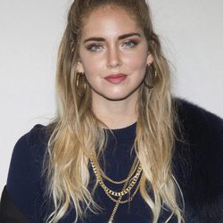 Chiara Ferragni con  un original half up bun