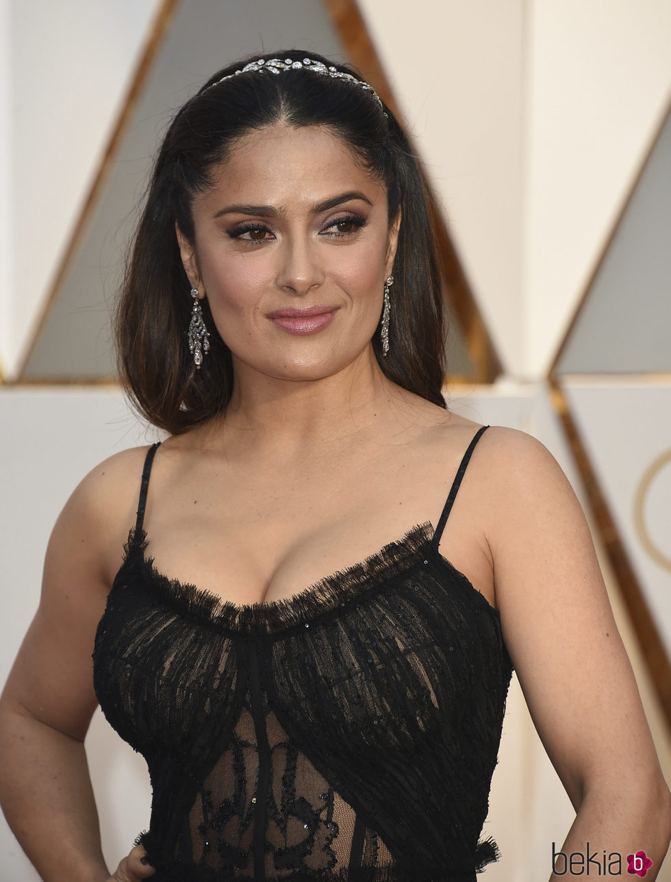 Salma Hayek con diadema