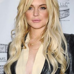 Lindsay Lohan con ondas muy rotas