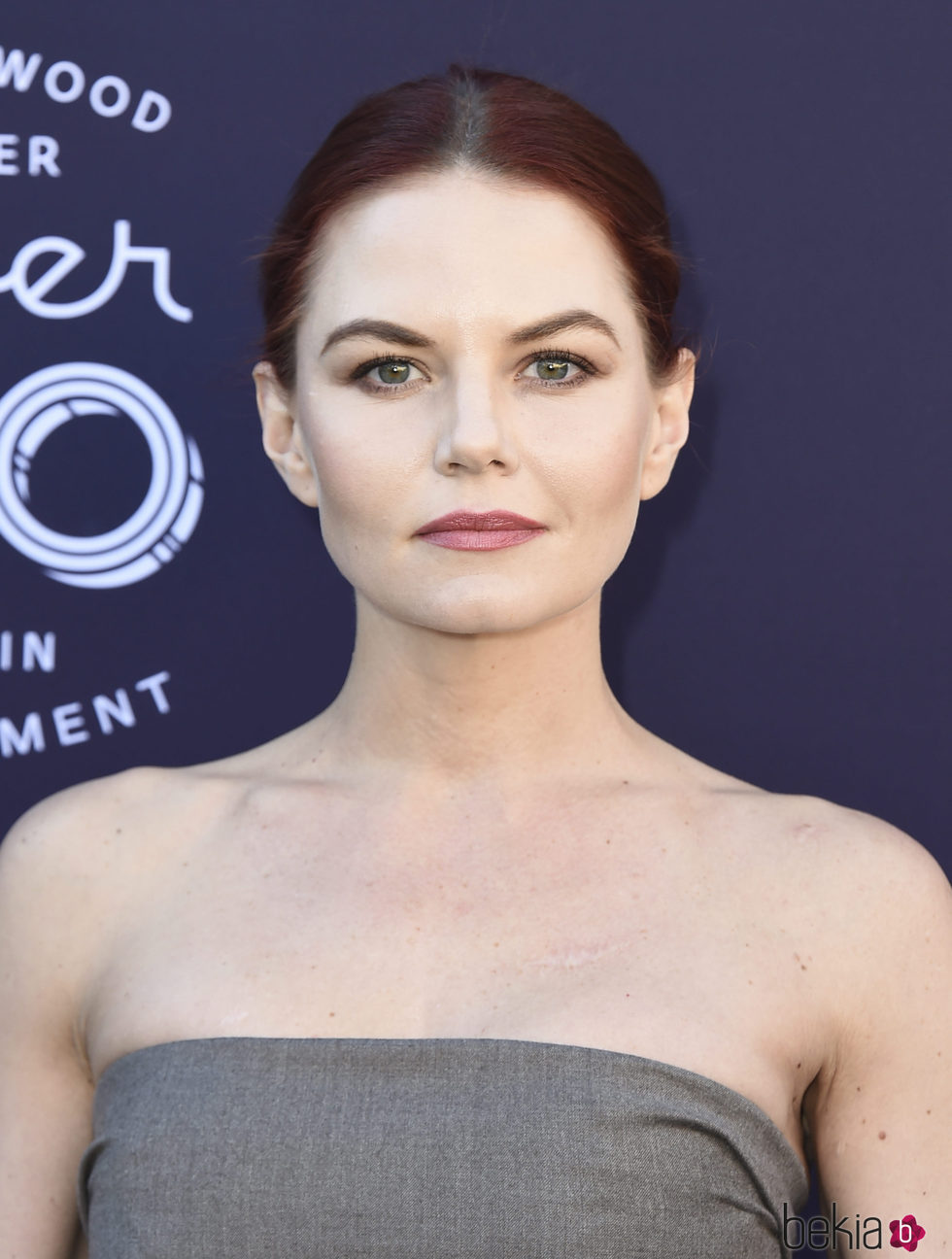 Jennifer Morrison muy glamurosa en el evento 'Power 100: Women In Entertainment Breakfast'