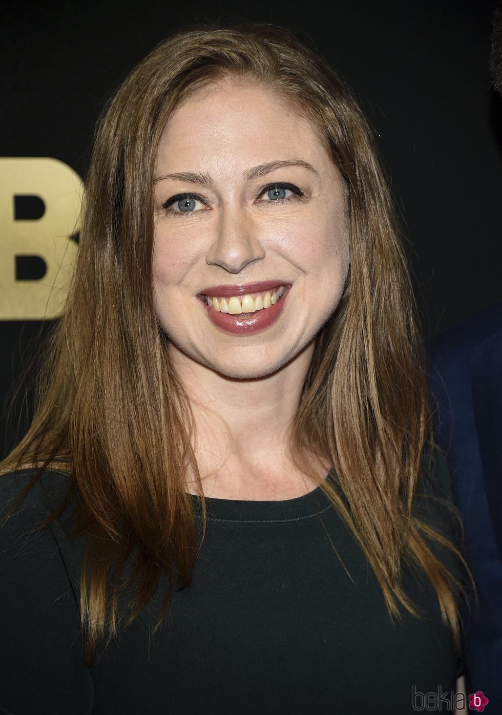 Chelsea Clinton con el cabello liso en la gala American Songbook 2018