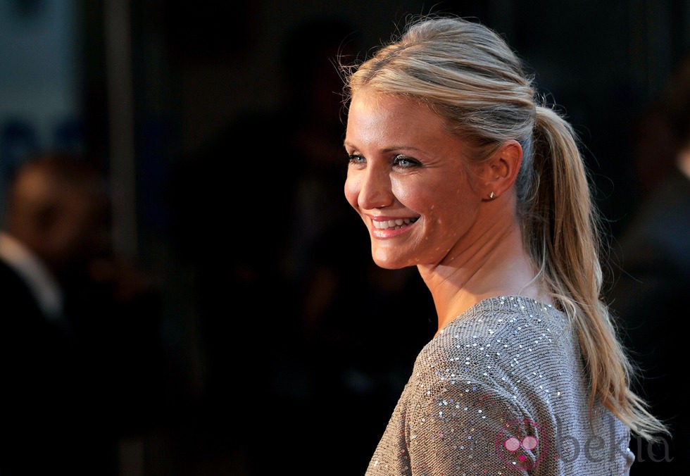 Cameron Diaz con coleta a media altura