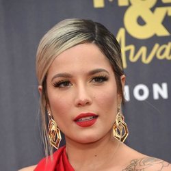 Los trucos de maquillaje de Halsey