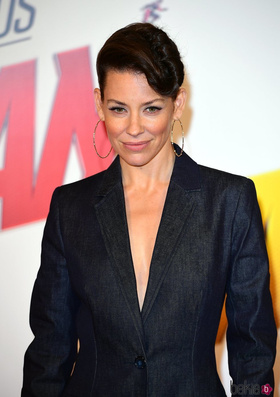 Evangeline Lilly con el cabello corto en la premiere 'Ant-Mand the Wasp' en Londres 2018