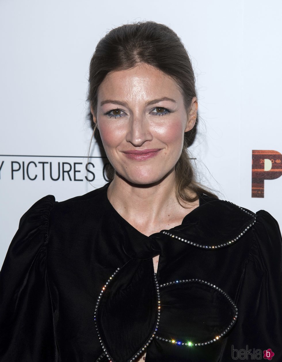 Kelly Macdonald con un labial rosado en la proyección de la película 'Puzzle' 2018