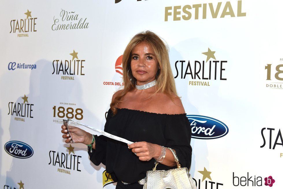 Begoña García Vaquero con un collar brillante en el Festival Starlite en Marbella 2018