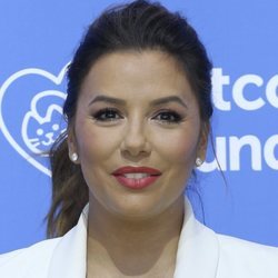 Eva Longoria con una coleta informal en la premiere de 'Dog Days' 2018