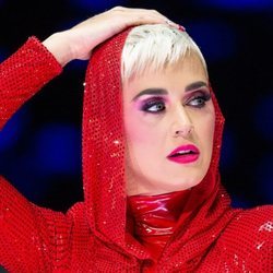 Katy Perry con unas sombras fucsias en su concierto de Sidney 2018