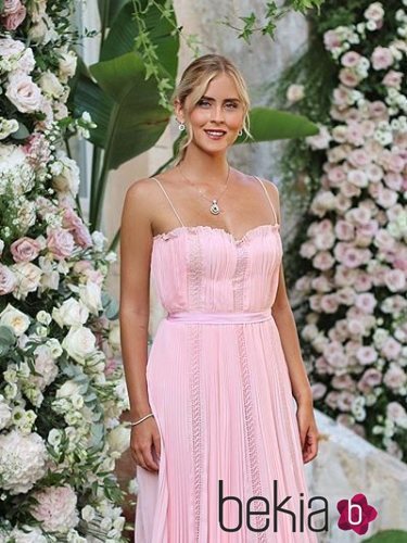 Valentina Ferragni luce una coleta en la boda de su hermana Chiara