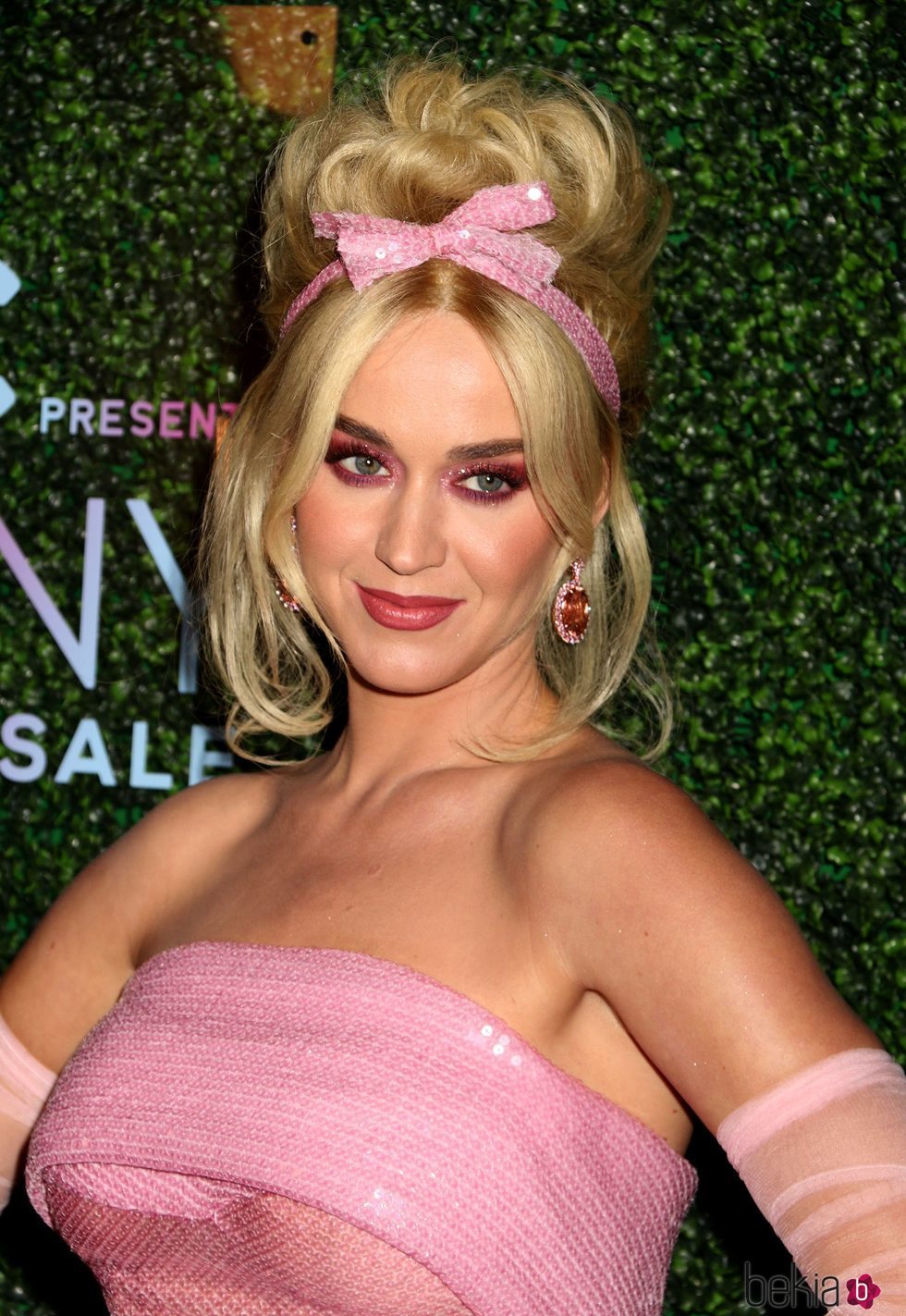 Katy Perry con un maquillaje hortera en la gala FFany 'Shoes on Sale'