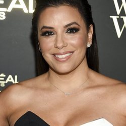 Eva Longoria posa en los premios 'L' OREAL Women in worth' 2018