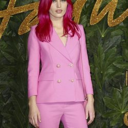 Georgia May Jagger apostó todo al fucsia en los British Fashion Awards 2018