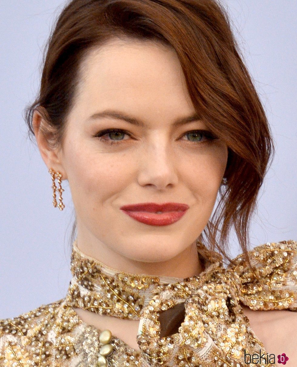 Emma Stone deslumbrante en los SAG Awards 2019