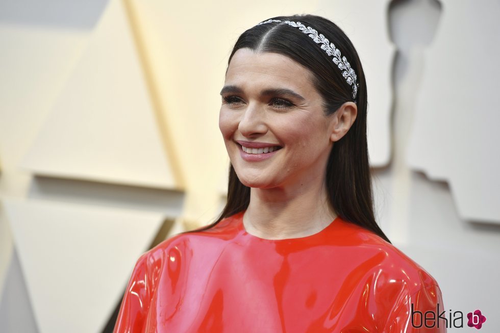 Rachel Weisz con el pelo liso en los Premios Oscar 2019