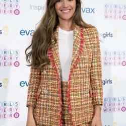 Malena Costa con un look romántico y natural